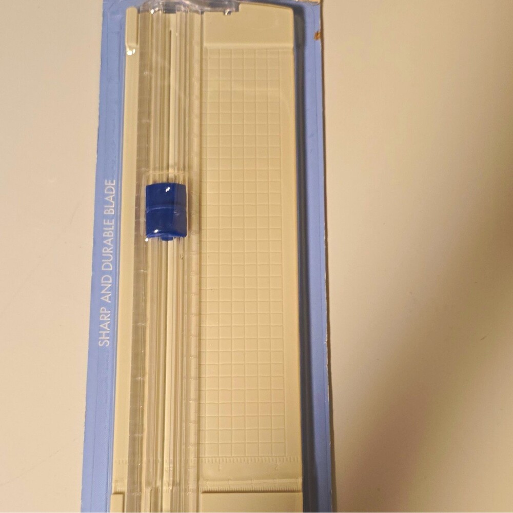 ArtSkills Paper Trimmer for Scrapbooking & Crafts, Sharp Durable Blade